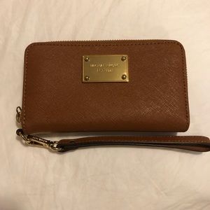 Michael Kors Wallet Wristlet